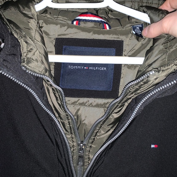 Tommy Hilfiger Soft Shell Hooded Bomber Jacket - Men’s Size X-Large - Picture 6 of 7